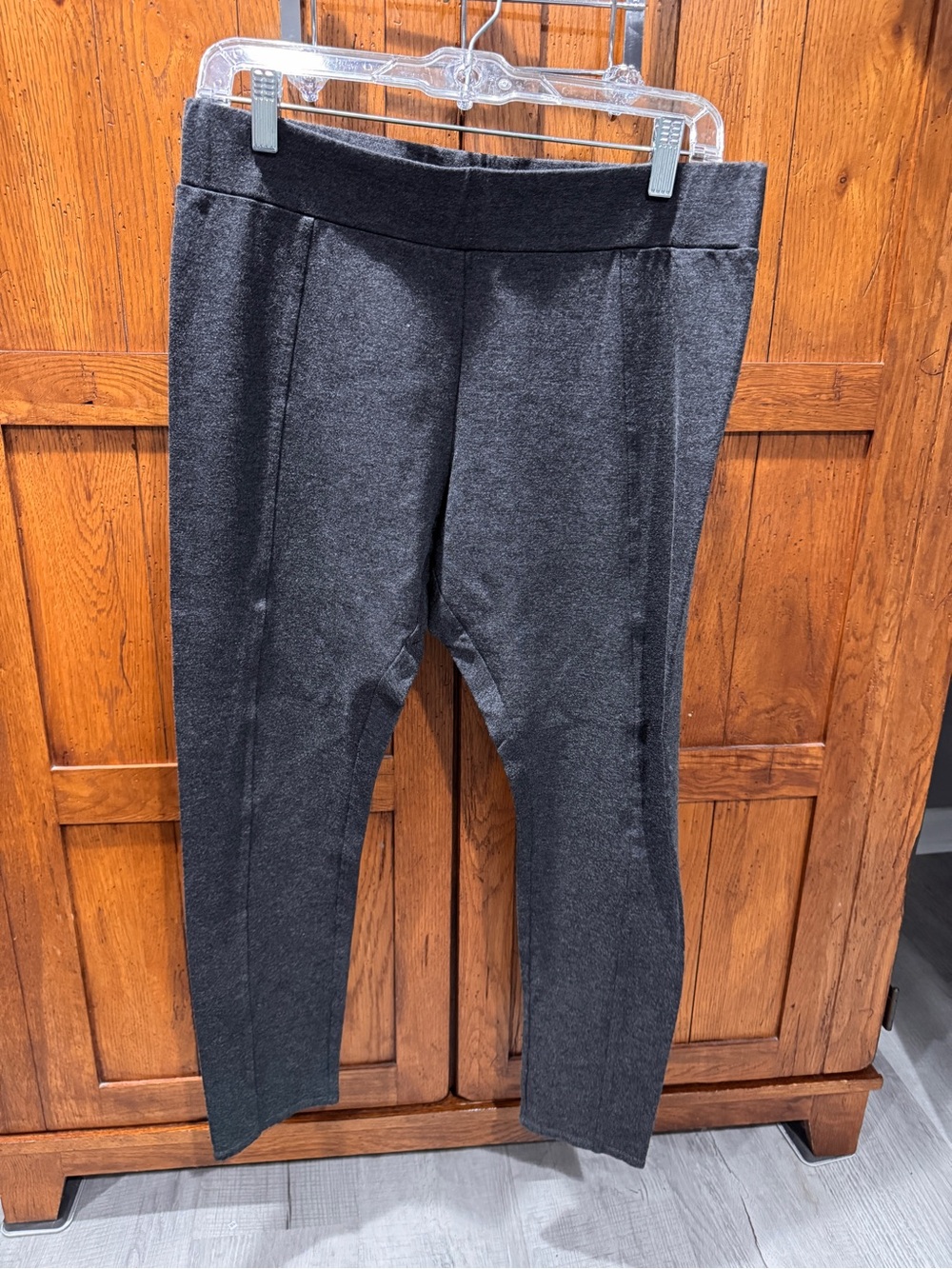 Philosophy Women’s Charcoal Gray Slim Leggings